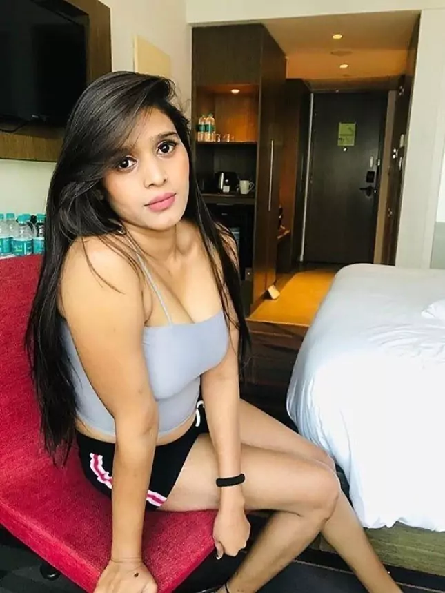 कॉल गर्ल्स सर्विस  वादिपट्टी